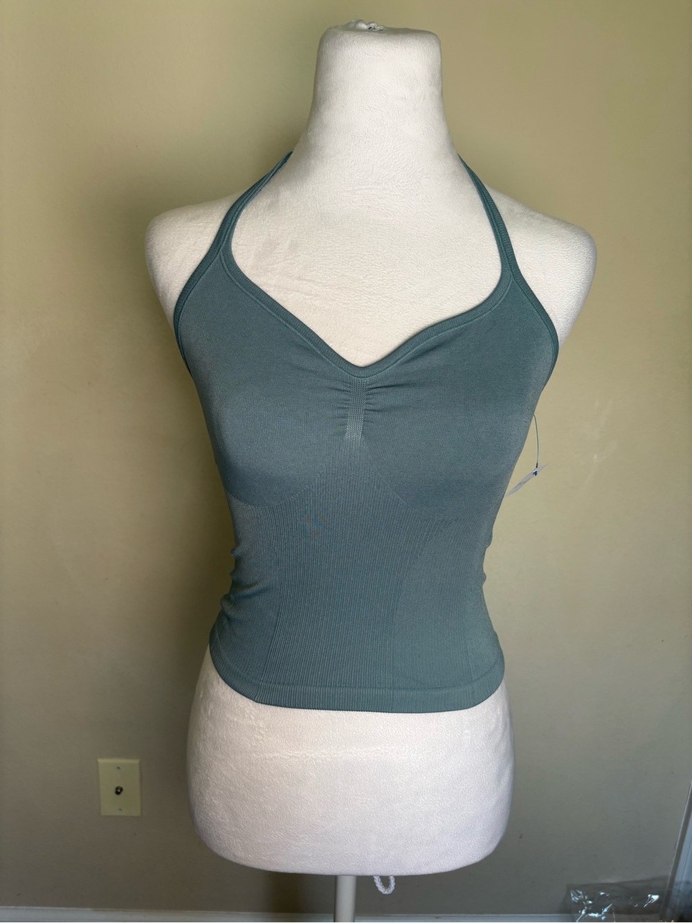 Out From Under Women's Green Halter Ribbed V-Neck Camisole Tank M/L Stretch